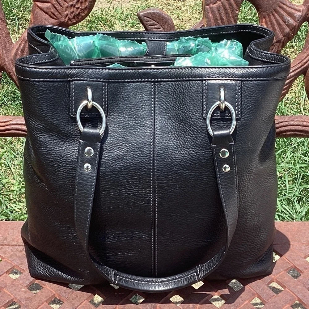 Coach Black Leather Penelope Tote Double Handle Silver Hardware